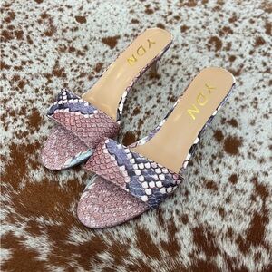 YDN Brand Pink Snake Skin Pattern Open Toe Kitten Heels Women’s Size 8